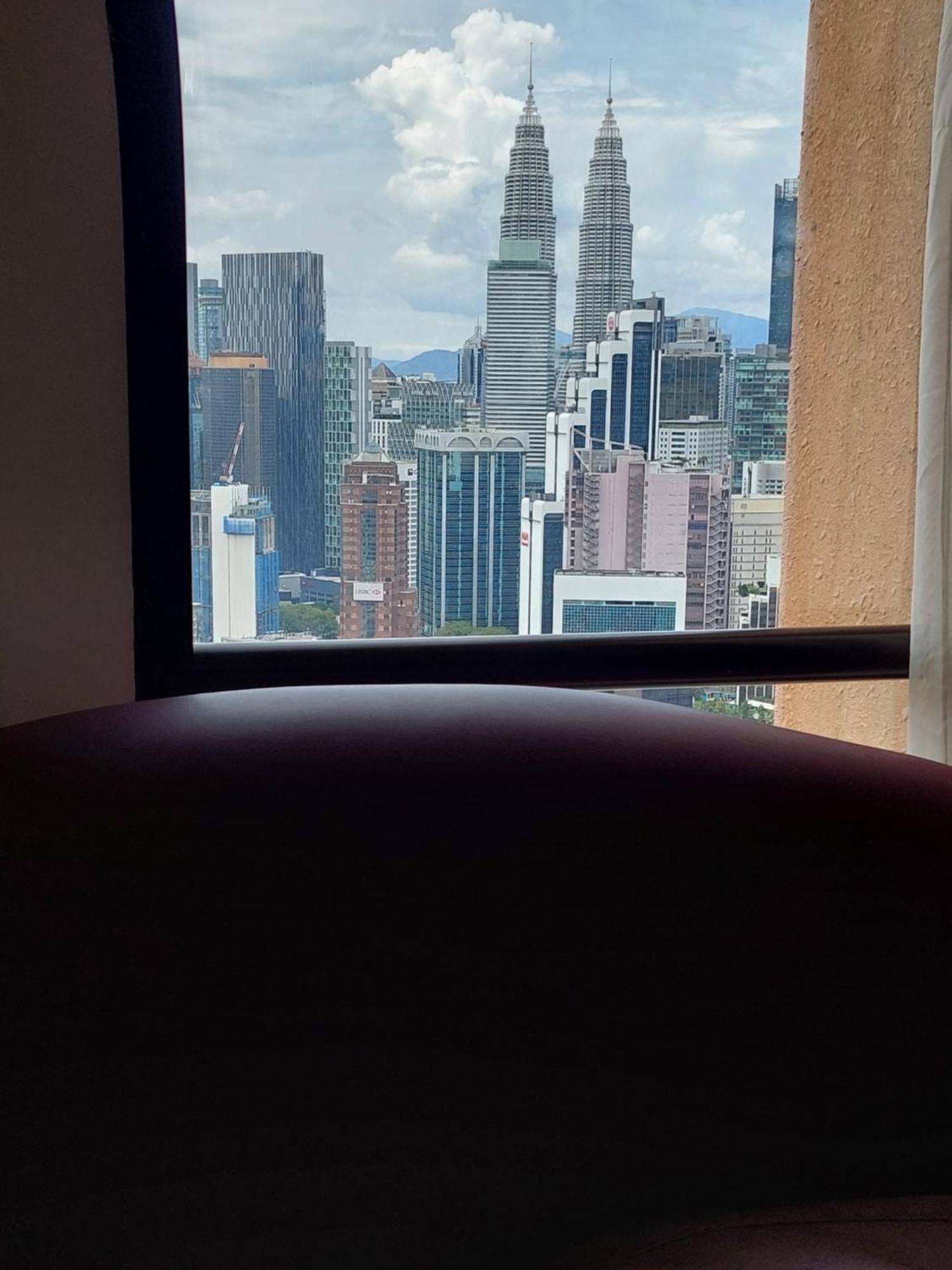 Elements Service Time Square Kl Pangsapuri Kuala Lumpur